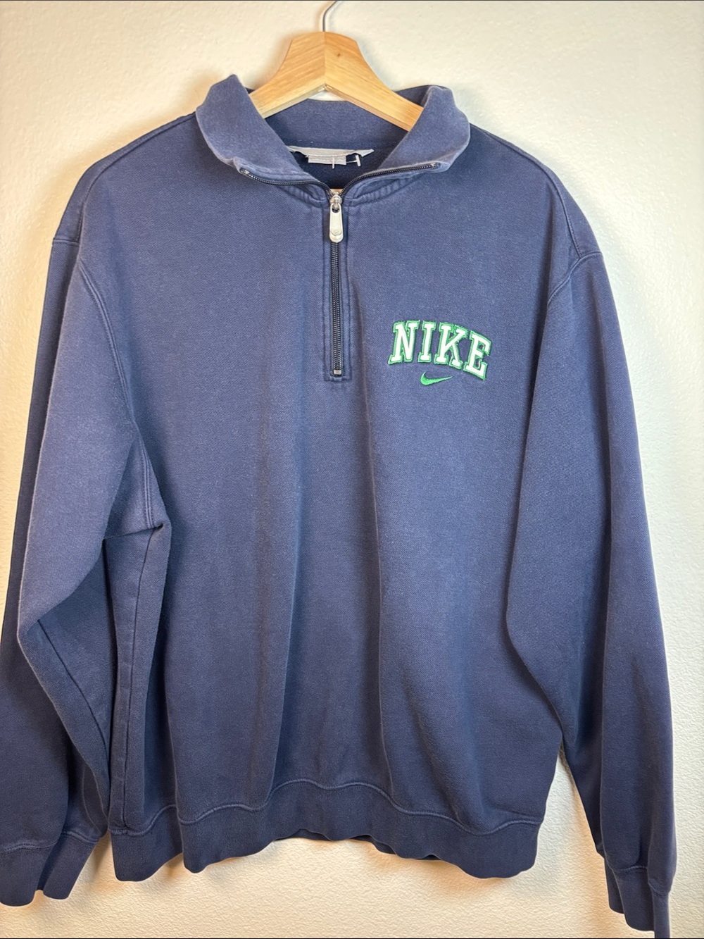 Nike Men’s Navy Half-Zip Vintage Sweatshirt with Green Logo XL